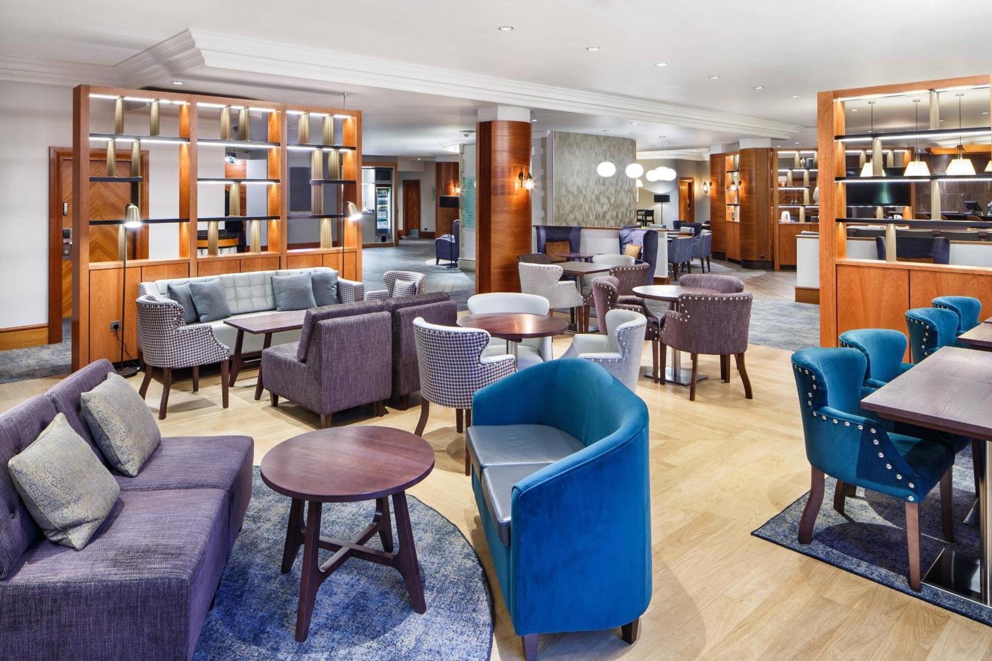 Delta Hotels by Marriott Cheltenham Chase Exteriör bild